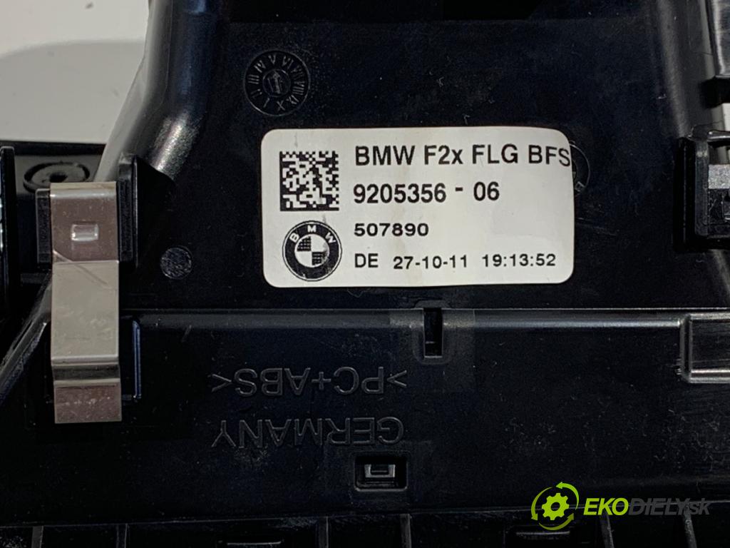 BMW F20 liftback 2011 100 kW 116 i 1598 lišty kryt (Lišta)
