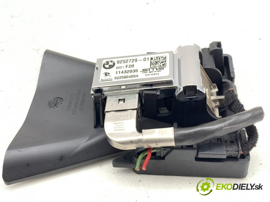 BMW F20 liftback 2011 100 kW 116 i 1598 KAMERA okna prednej 9252729