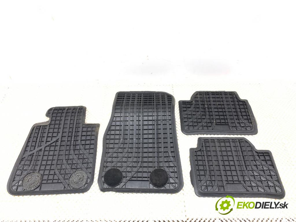 BMW F20 liftback 2011 100 kW 116 i 1598 kobereček 2210208