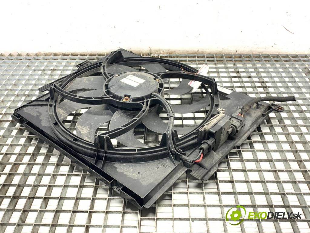 BMW F20 liftback 2011 100 kW 116 i 1598 Ventilátor chladiča 7600557 (Ventilátor)