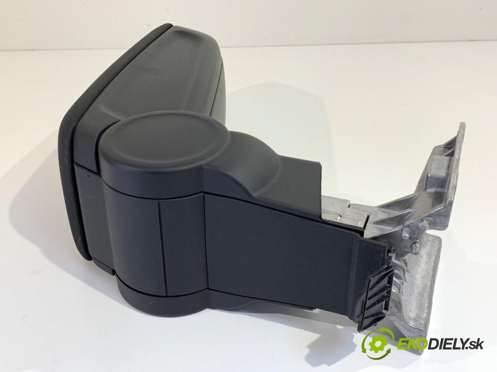 AUDI A1 8X liftback 2011 63 kW 1.2 TFSI 1197 loketní opěrka 8X0864283A (Loketní opěrka)