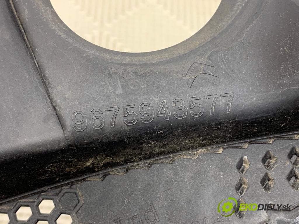 CITROEN C4 PICASSO II nadwozie wielkoprzestrzenne (MPV) 2013 115 kW 1.6 THP 155 1598 Torpédo, plast pod čelné okno 9675943577 (Torpédo (plast pod čelným sklom))