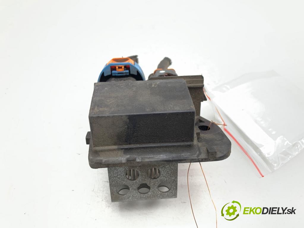 CITROEN C4 PICASSO II nadwozie wielkoprzestrzenne (MPV) 2013 115 kW 1.6 THP 155 1598 modul ventilátoru 9673999980