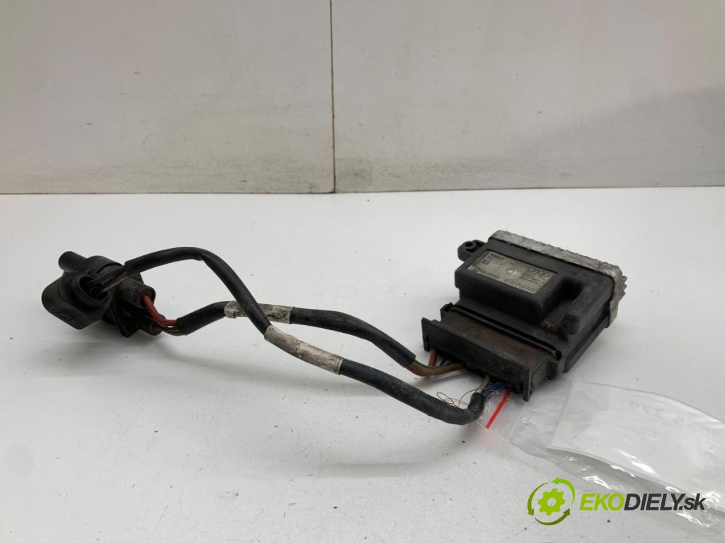 AUDI A4 B8 Kombi 2009 125 kW 2.0 TDI quattro 1968 modul ventilátoru 8K0959501E