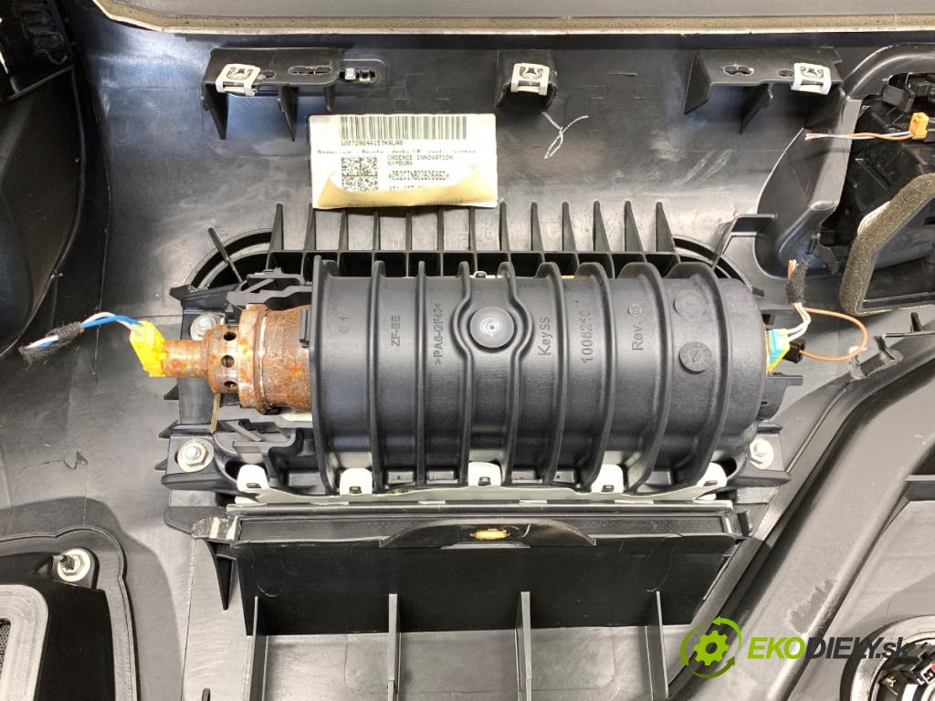 AUDI A5 8T liftback 2010 155 kW 2.0 TFSI quattro 1984 Palubná doska VANKÚŠ: spolujazdca 8T1857041C