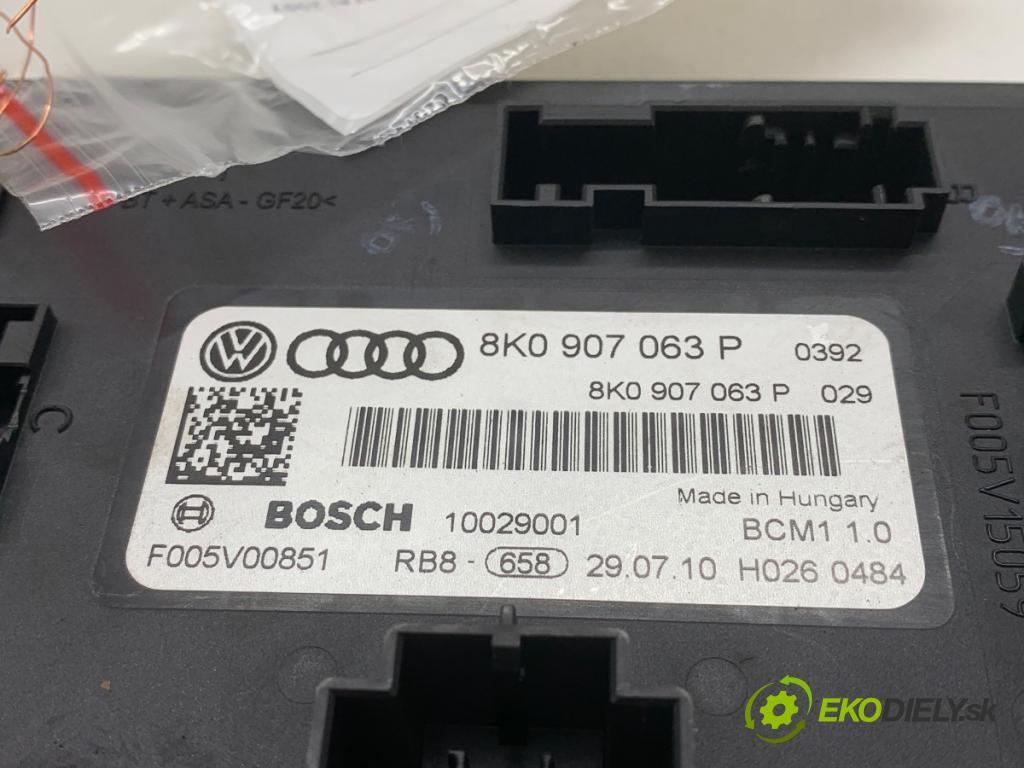 AUDI A5 8T liftback 2010 155 kW 2.0 TFSI quattro 1984 modul komfortu 8K0907063P (Komfortní modul)