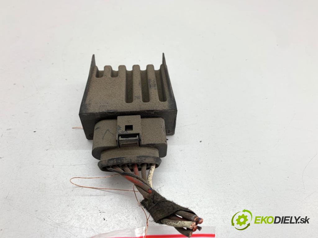 SKODA OCTAVIA IV Kombi 2020 85 kW 2.0 TDI 1968 modul pumpy paliva 5Q0906121S