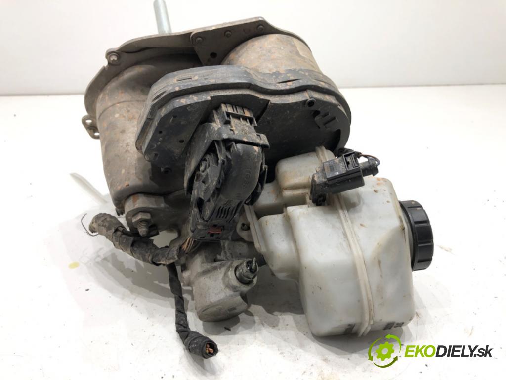 SKODA OCTAVIA IV Kombi 2020 85 kW 2.0 TDI 1968 posilovač bŕzd 5WB614105T