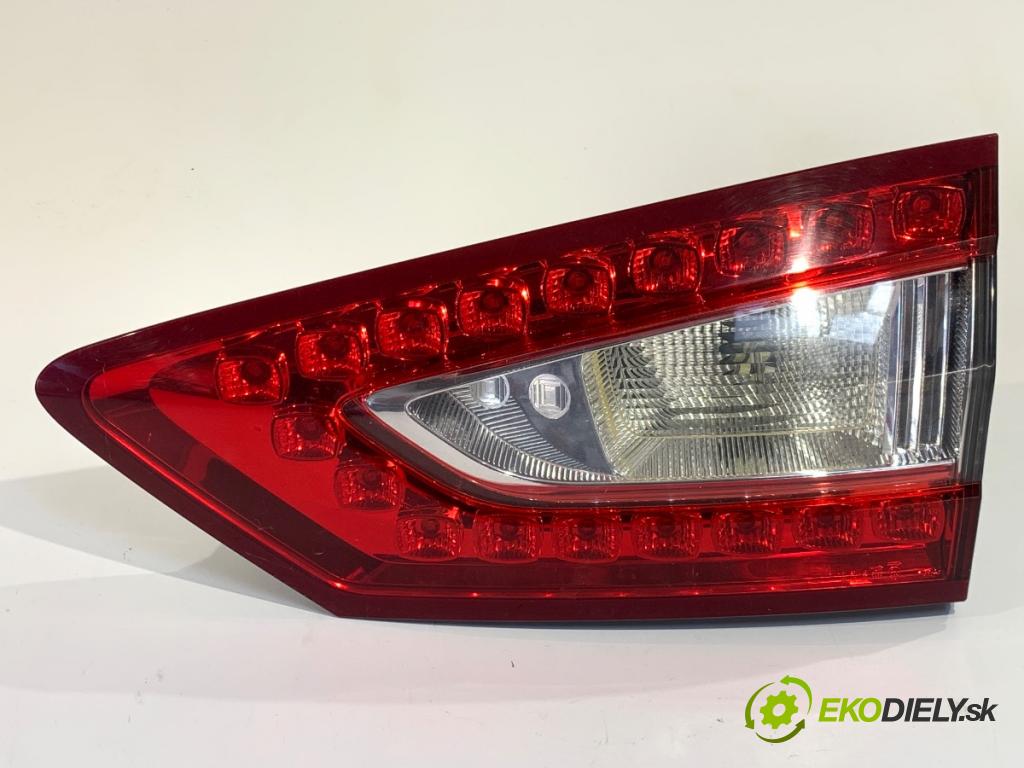 FORD MONDEO MK5 Kombi 2017 110 kW 2.0 TDCi 1998 Svetlo pravy zad UVNITŘ: DS73-13A602-CG