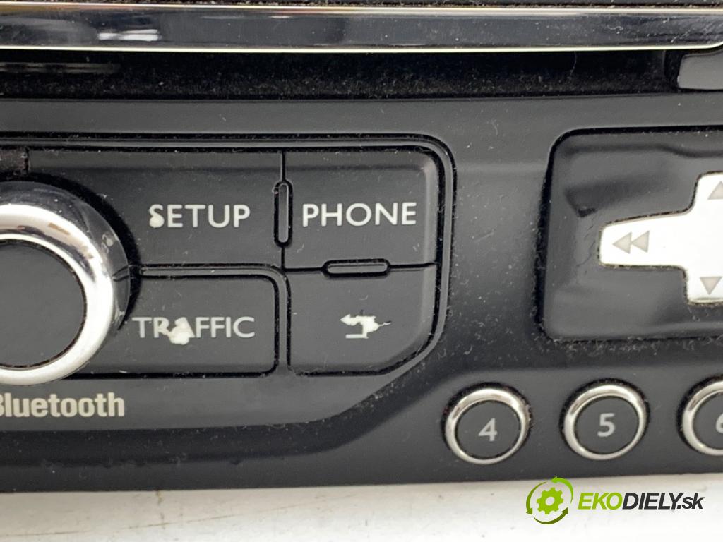 PEUGEOT 3008 nadwozie wielkoprzestrzenne (MPV) 2012 110 kW 2.0 HDi 150 / BlueHDi 150 1997 RADIO 98034633XT (Audio zařízení)