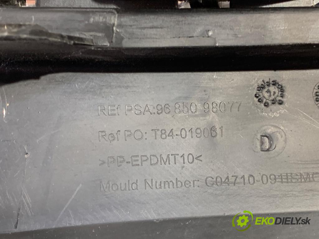 PEUGEOT 3008 nadwozie wielkoprzestrzenne (MPV) 2012 110 kW 2.0 HDi 150 / BlueHDi 150 1997 Mriežky nárazníka pravy predný 9685098077