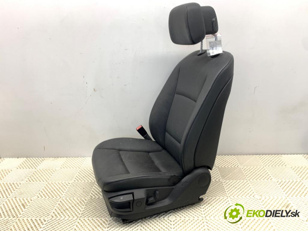 BMW F10 sedan 2011 120 kW 520 d 1995 sedadlo levý přední část
