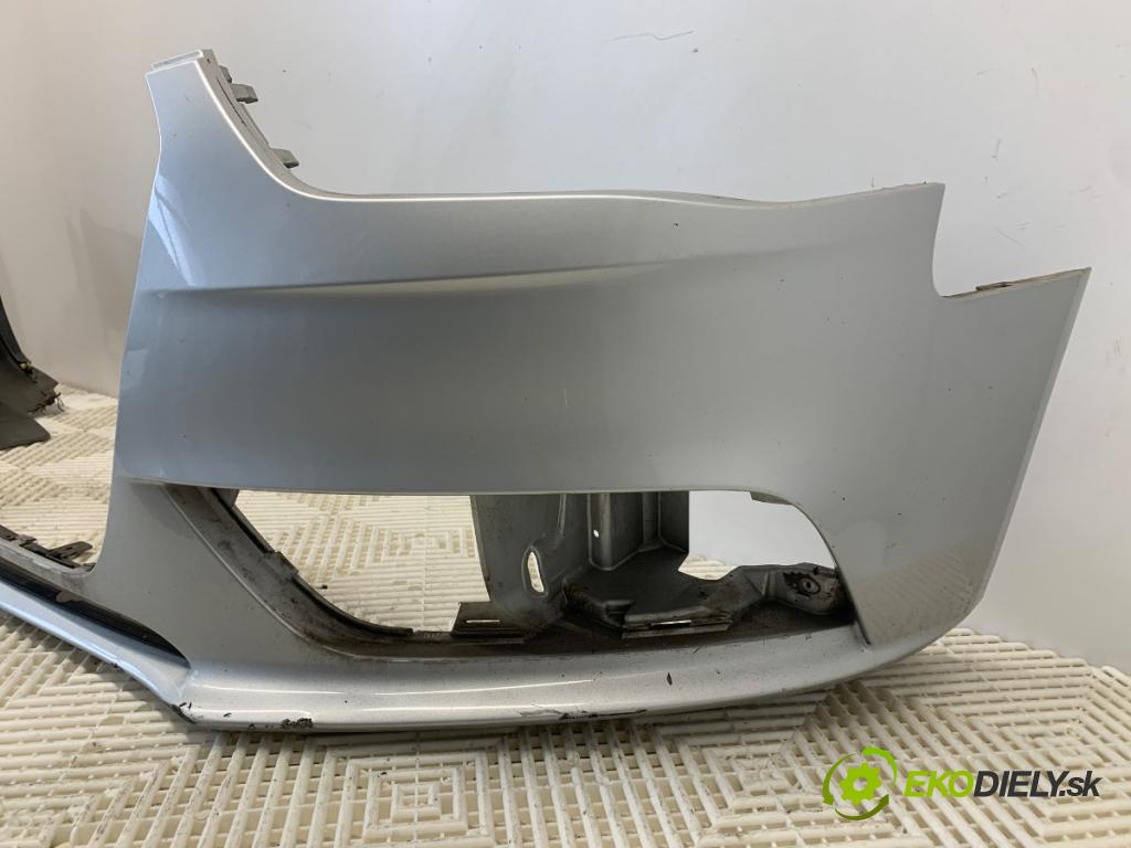 AUDI A4 B8 Kombi 2012 105 kW 2.0 TDI 1968 Nárazník predný LIFT