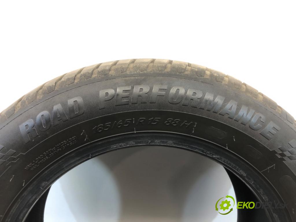 --- --- PNEUMATIKA: 2X 185/65 R15 KORMORAN