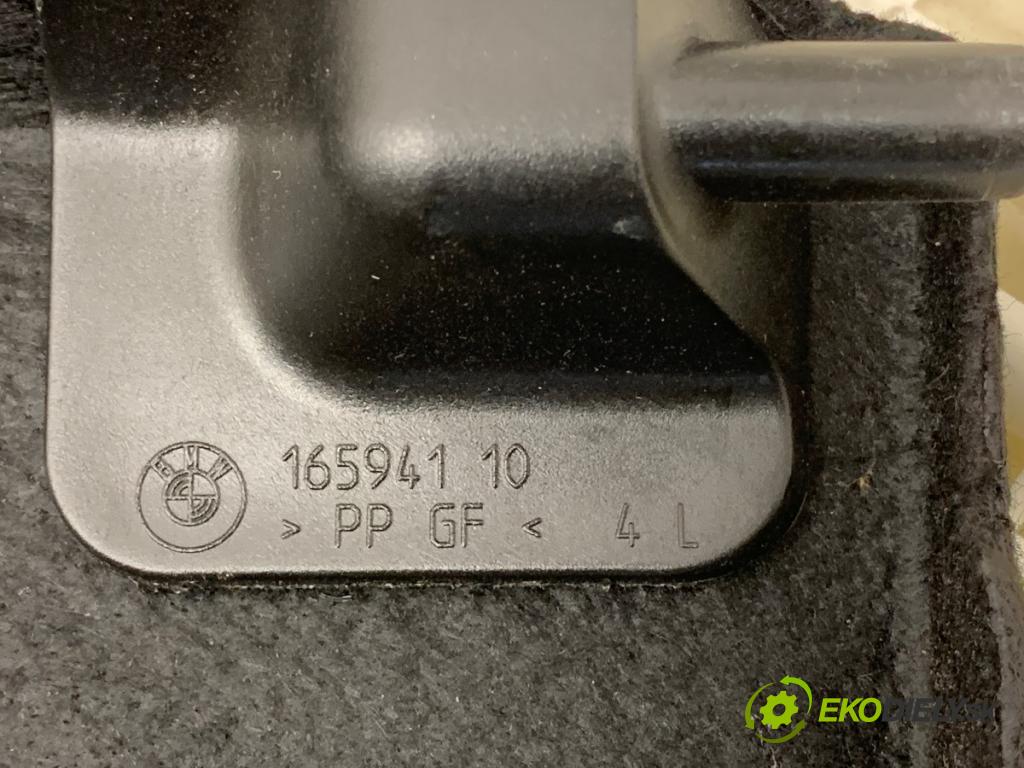 BMW F20 liftback 2011 100 kW 116 i 1598 pláto zadní část 16594110
