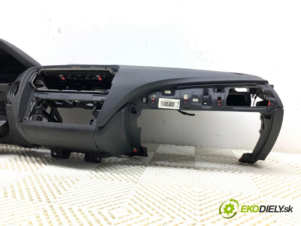 BMW F20 liftback 2011 100 kW 116 i 1598 Palubná doska VANKÚŠ: spolujazdca