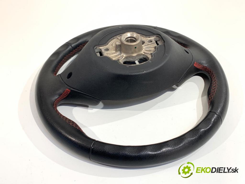 BMW F20 liftback 2011 100 kW 116 i 1598 Volant 6796397 (Volant)