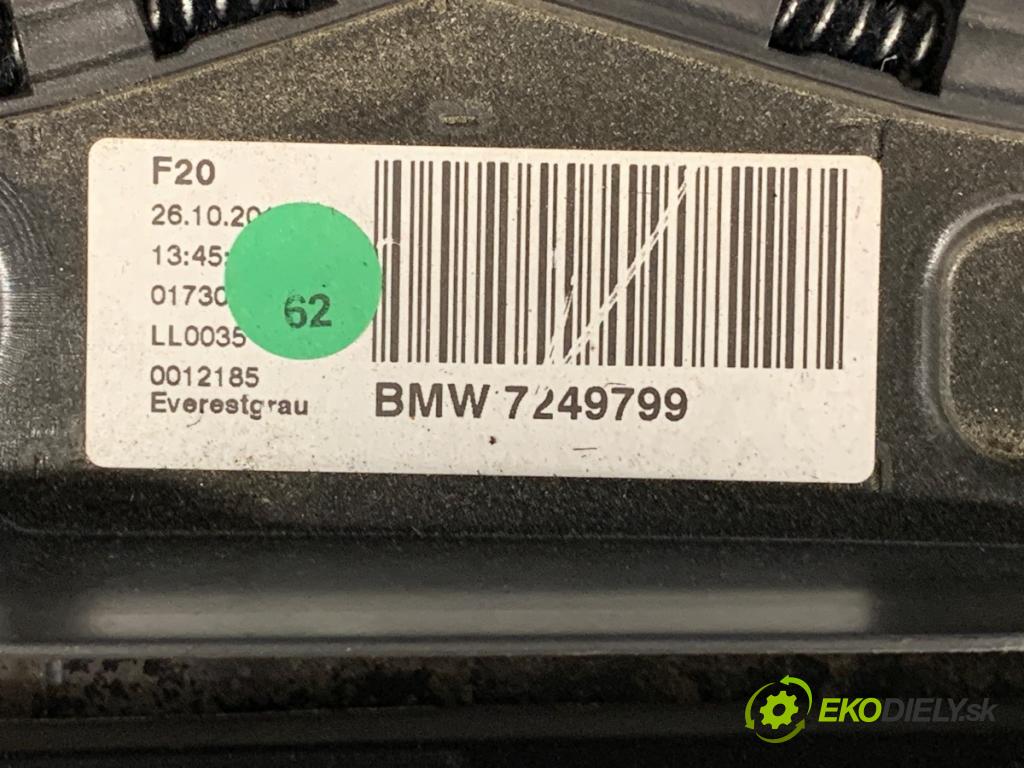 BMW F20 liftback 2011 100 kW 116 i 1598 strešné okno 7249799 (Sklo karosérie)