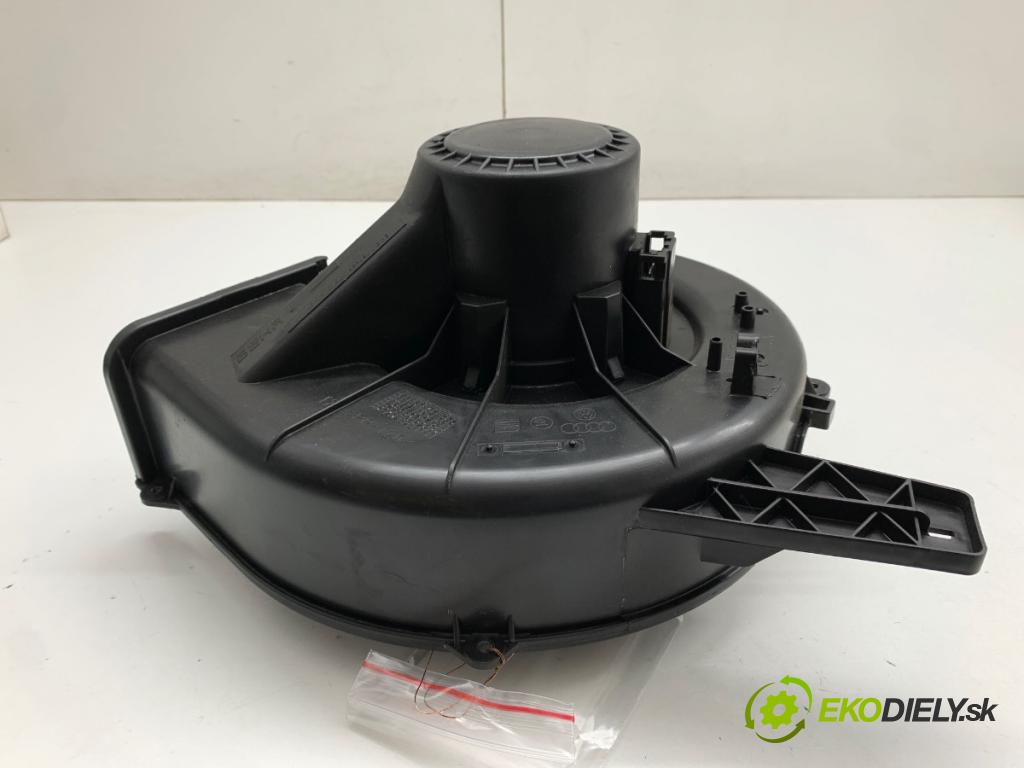 AUDI A1 8X liftback 2011 63 kW 1.2 TFSI 1197 ventilátor kúrenia 6Q1819015J