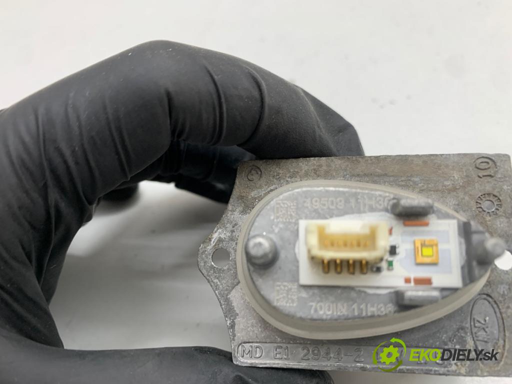AUDI A1 8X liftback 2011 63 kW 1.2 TFSI 1197 modul LED 2944-2