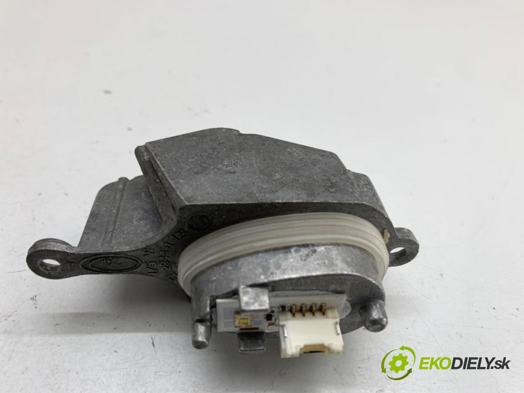 AUDI A1 8X liftback 2011 63 kW 1.2 TFSI 1197 modul LED 2944-1