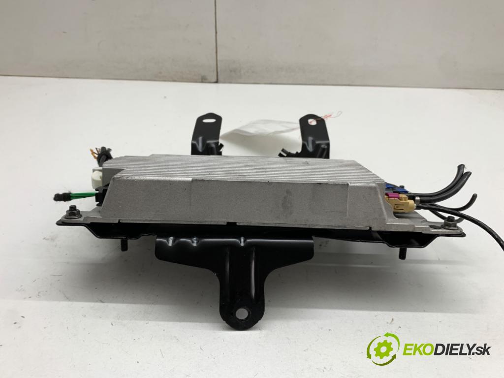 BMW F10 sedan 2011 120 kW 520 d 1995 Modul BLUETOOTH 9251737 (Riadiaca jednotka ostatné)