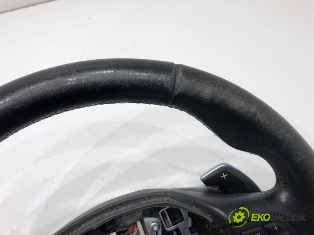 BMW F10 sedan 2011 120 kW 520 d 1995 volant (Volant)