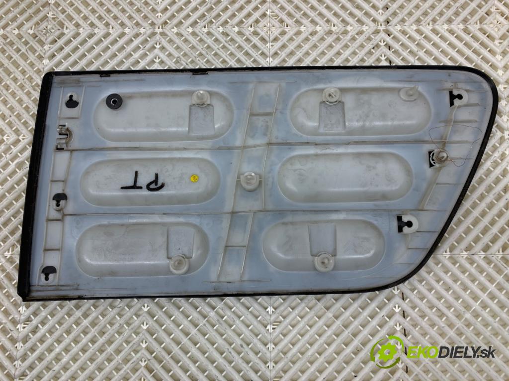 CITROEN C4 CACTUS liftback 2015 60 kW 1.2 VTi 82 1199 Lišta Dvere pravy zad 9801023680