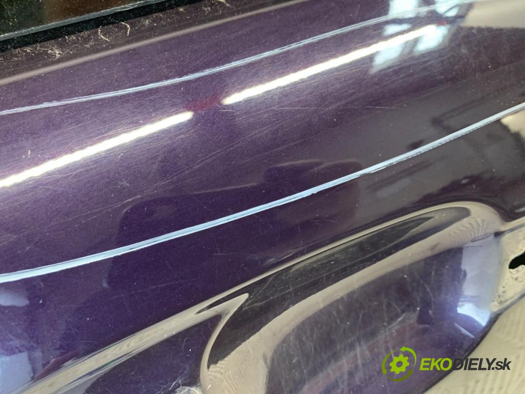 CITROEN C4 CACTUS liftback 2015 60 kW 1.2 VTi 82 1199 dveře pravý zadní část