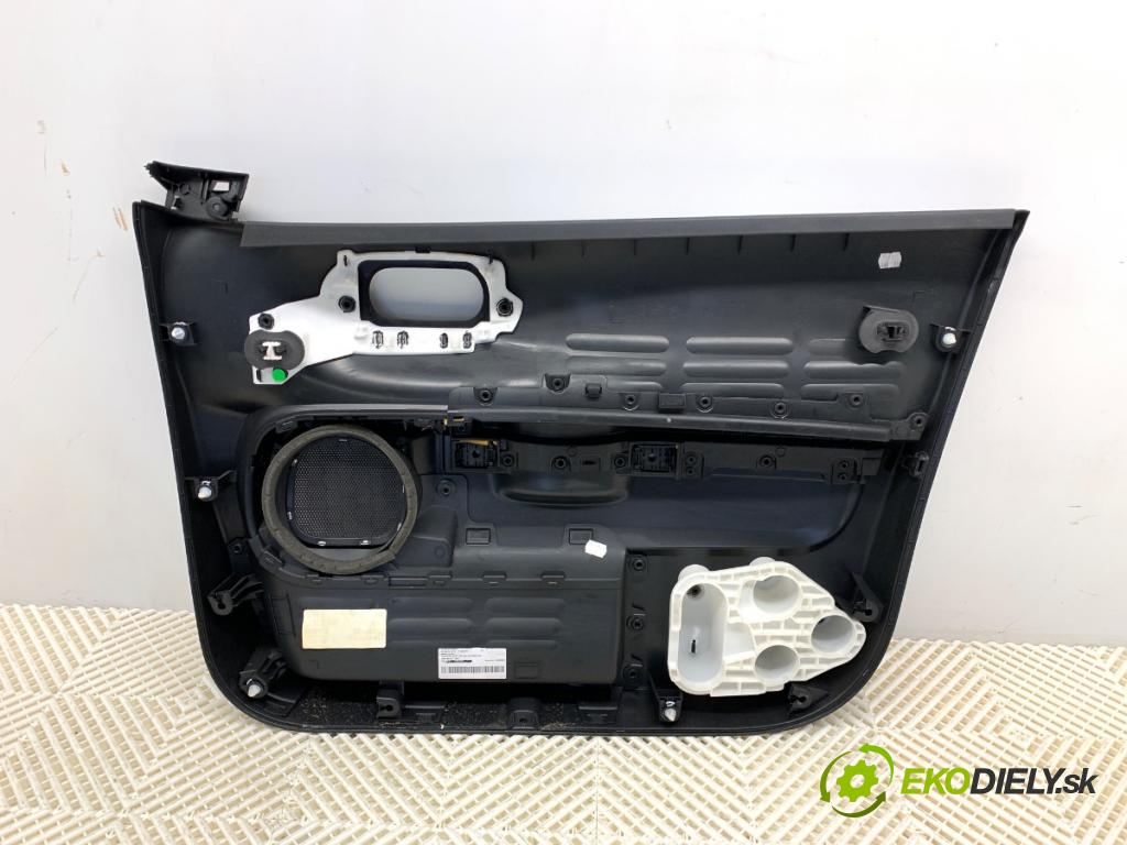CITROEN C4 CACTUS liftback 2015 60 kW 1.2 VTi 82 1199 ča dveře levý přední část