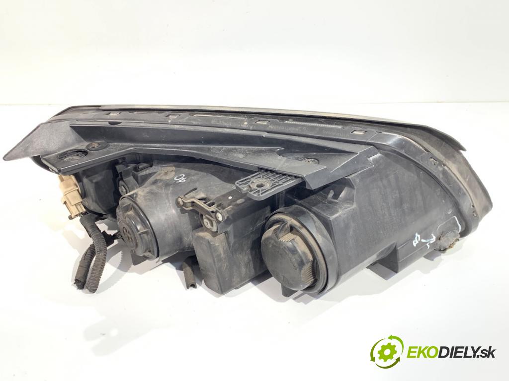 CHEVROLET CAPTIVA SUV 2007 100 kW 2.4 2405 Svetlomet ľavy predný