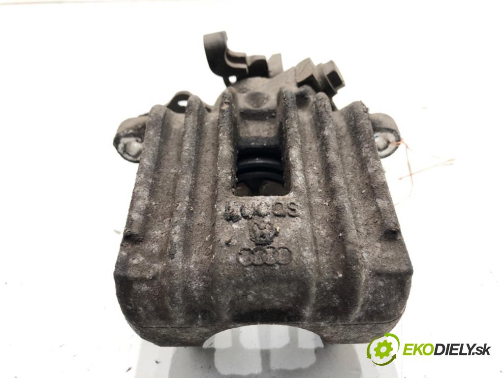 AUDI A1 8X liftback 2011 63 kW 1.2 TFSI 1197 Brzdič strmeň pravy zad 