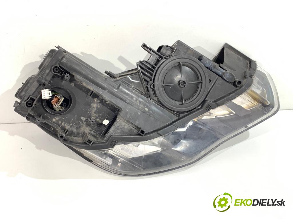 AUDI A1 8X liftback 2011 63 kW 1.2 TFSI 1197 světlomet levý přední část 8X0941043