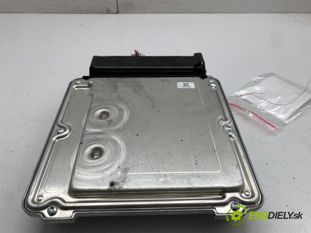 AUDI A4 B8 Kombi 2009 125 kW 2.0 TDI quattro 1968 riadiaca jednotka Motor 03L906022L (Riadiaca jednotka)