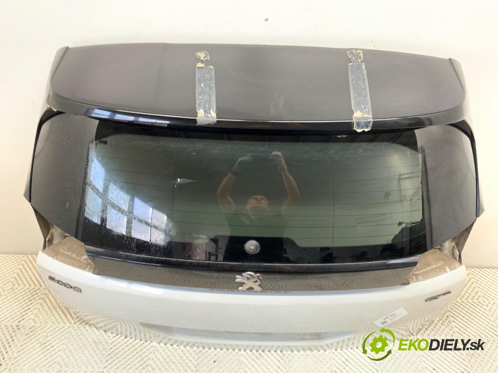 PEUGEOT 5008 II nadwozie wielkoprzestrzenne (MPV) 2017 133 kW 2.0 BlueHDi 180 1997 kapota zadní část KWED