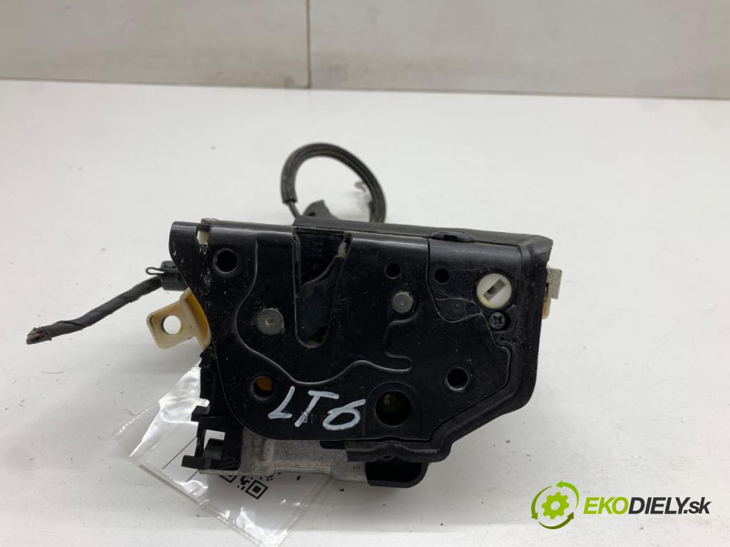AUDI A4 B8 Kombi 2012 105 kW 2.0 TDI 1968 zámok Dvere ľavy zad 8K0839016C