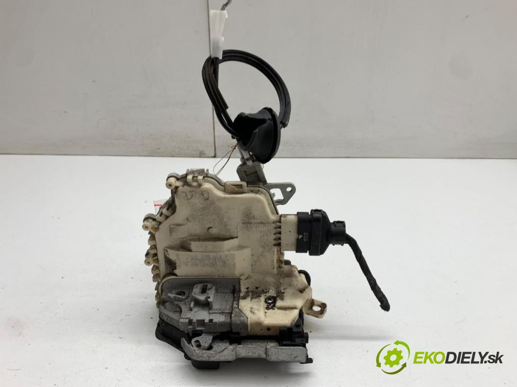 AUDI A4 B8 Kombi 2012 105 kW 2.0 TDI 1968 zámok Dvere ľavy zad 8K0839016C