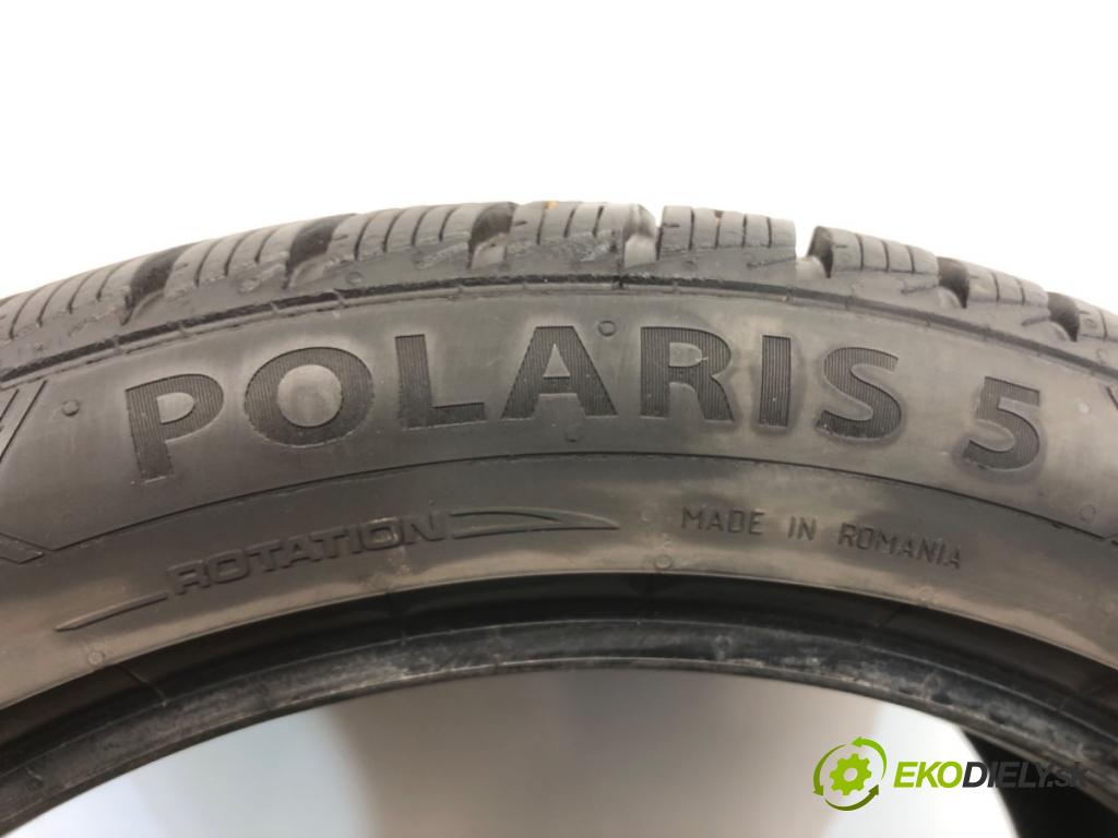 --- --- PNEUMATIKY: zima 1X 225/45 R17 BARUM