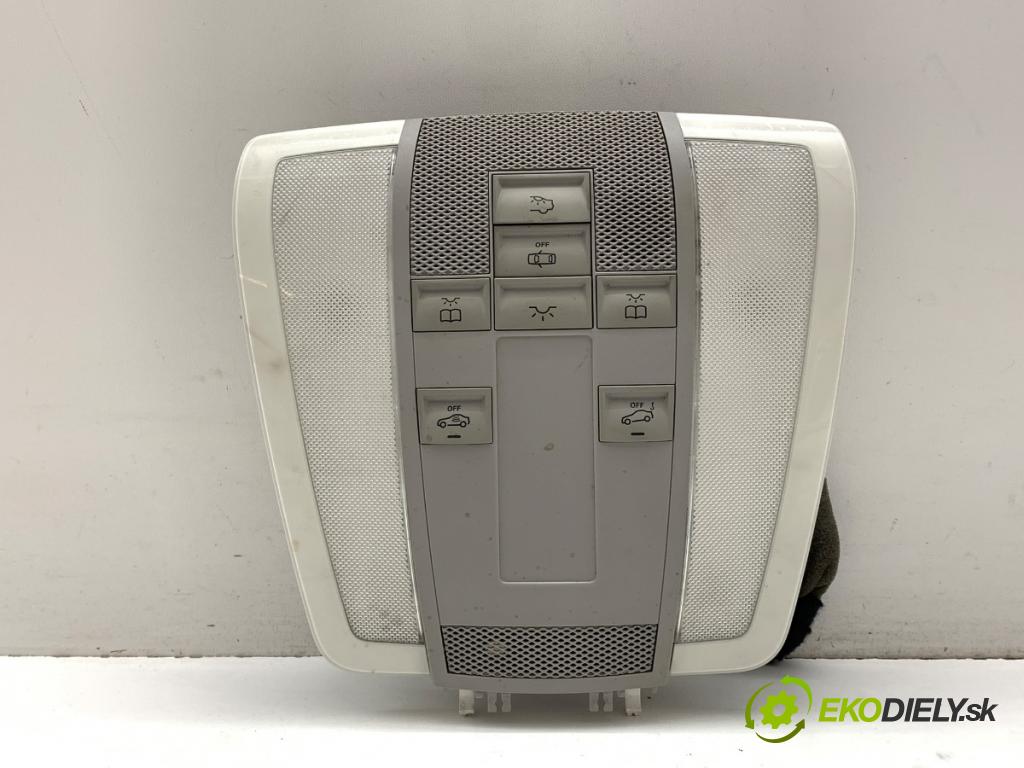 MERCEDES-BENZ S204 Kombi 2011 125 kW C 220 CDI (204.202) 2143 světlo stropní A2048200823