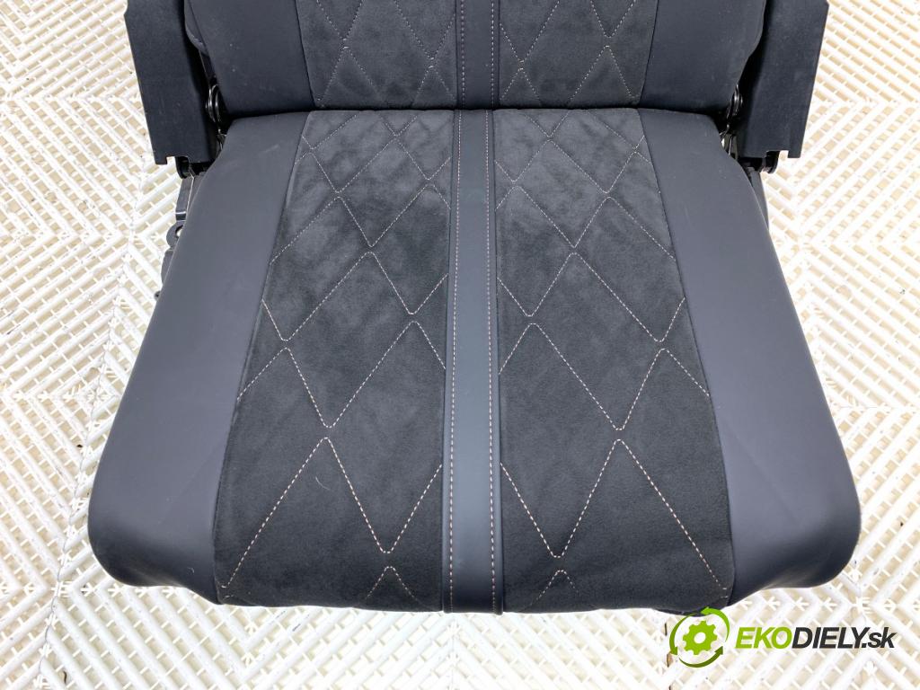 PEUGEOT 5008 II nadwozie wielkoprzestrzenne (MPV) 2017 133 kW 2.0 BlueHDi 180 1997 Sedadlo zad tretí rad pravy