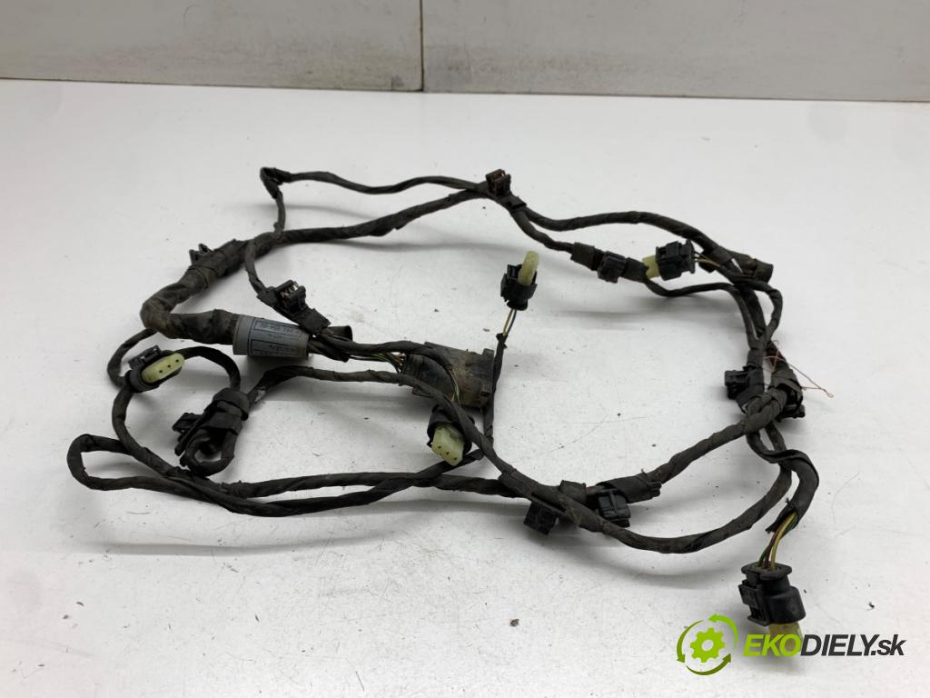 BMW F10 sedan 2011 120 kW 520 d 1995 Káblovačka PDC predný 9241691