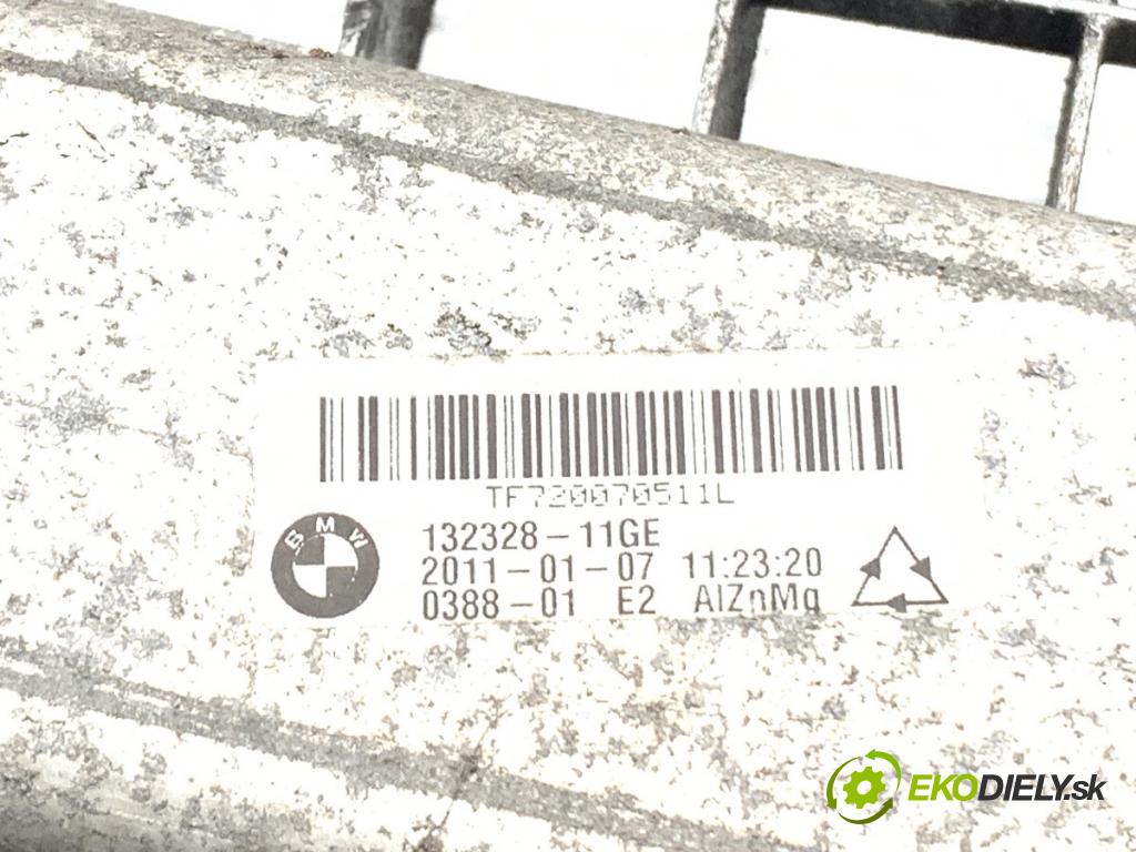 BMW F10 sedan 2011 120 kW 520 d 1995 výztuha nárazníka přední část 7200705 (Přední výztuha)