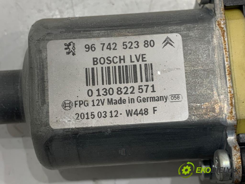 CITROEN C4 CACTUS liftback 2015 60 kW 1.2 VTi 82 1199 Mechanizmus okna ľavy predný 9674252380