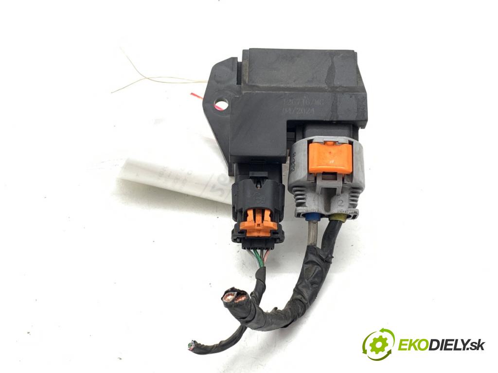 CITROEN C4 CACTUS liftback 2015 60 kW 1.2 VTi 82 1199 modul ventilátoru 