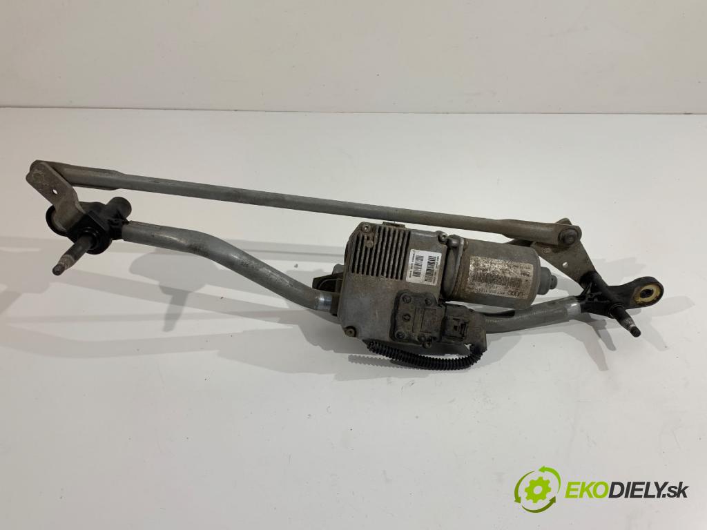 AUDI A4 B8 Kombi 2012 105 kW 2.0 TDI 1968 Mechanizmus stieračov predný 8K1955119A (Motorček stieračov predný)