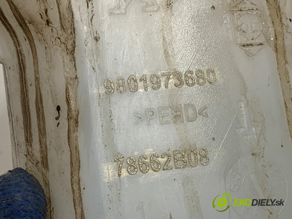 CITROEN C4 CACTUS liftback 2015 60 kW 1.2 VTi 82 1199 Nádržka ostrekovačov 9801973680