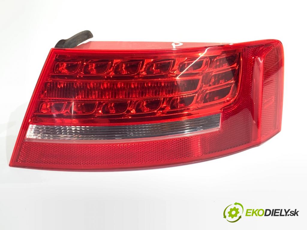 AUDI A5 8T liftback 2010 155 kW 2.0 TFSI quattro 1984 Svetlo pravy zad 8T8945096D
