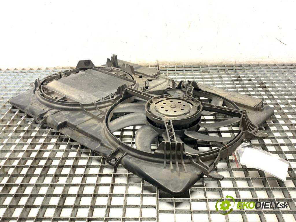 AUDI A4 B8 Kombi 2012 105 kW 2.0 TDI 1968 Ventilátor chladiča 8K0121003Q (Ventilátor)