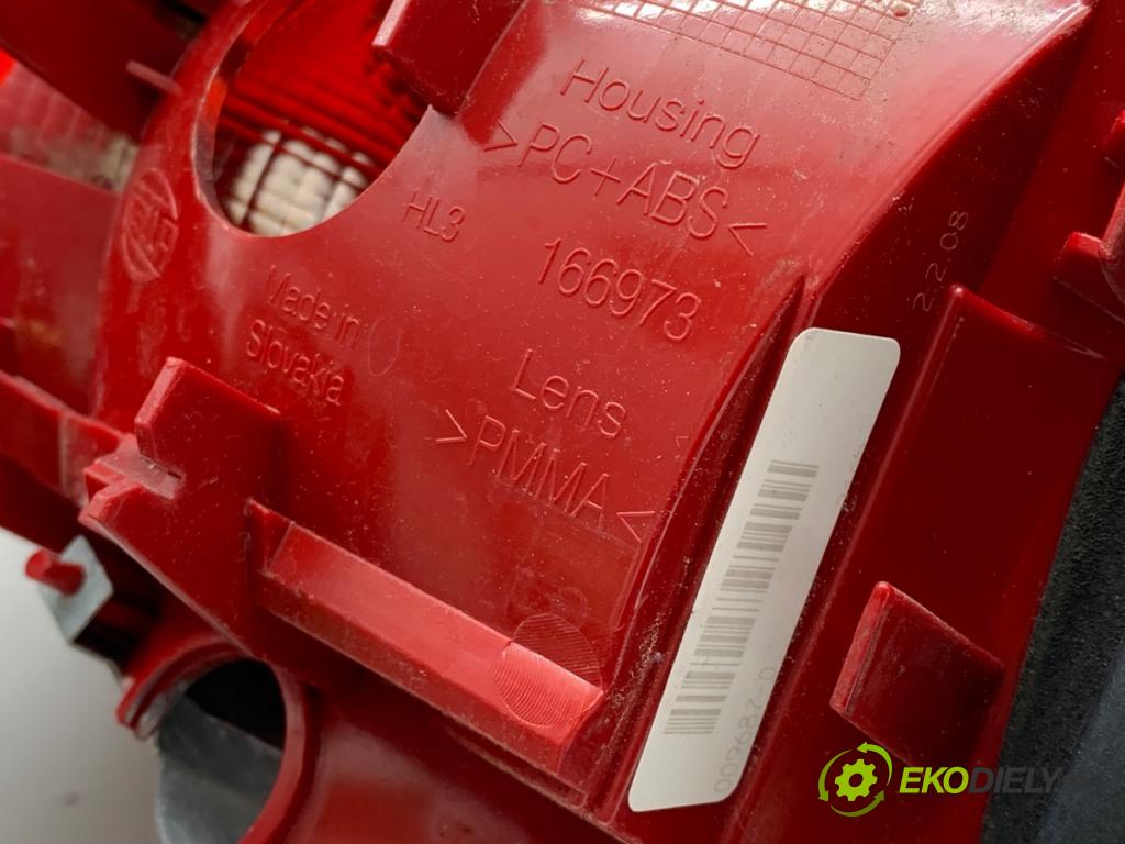 AUDI A4 B8 sedan 2008 105 kW 2.0 TDI 1968 Svetlo ľavy zad vnútorná 8K5945093