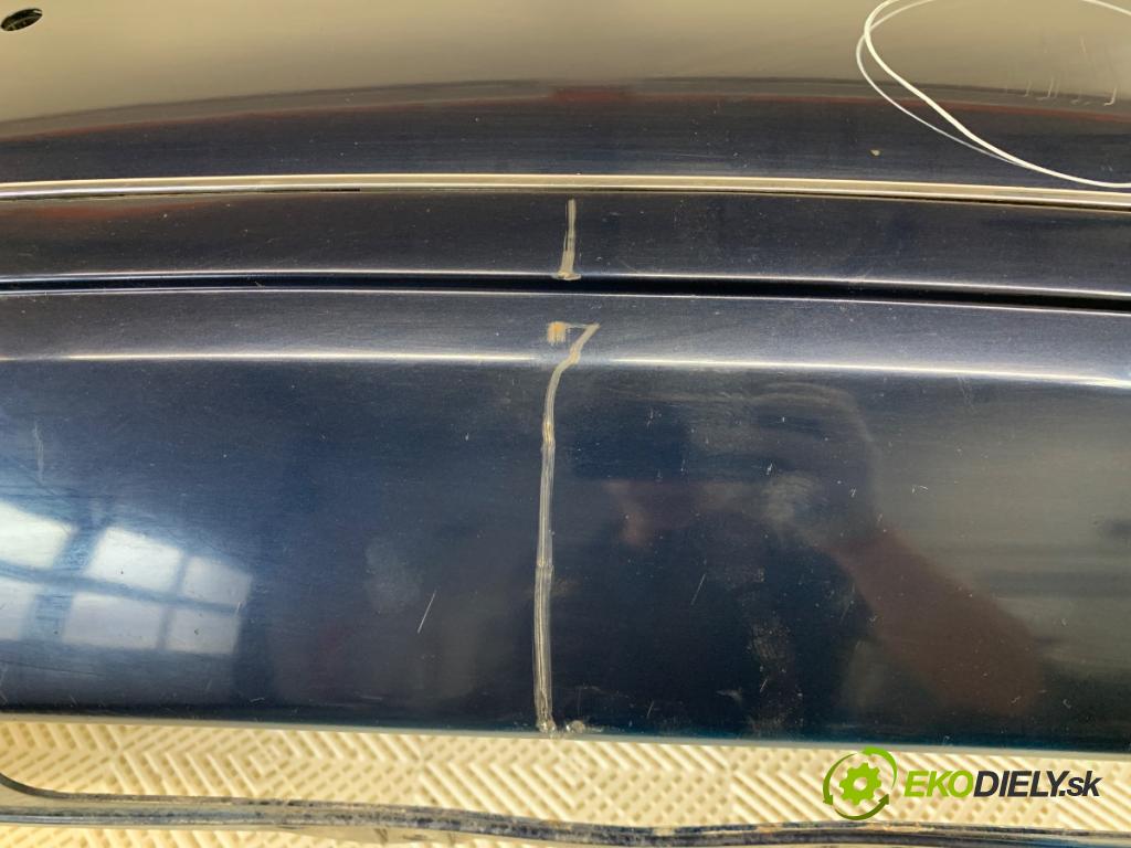 AUDI A8 D4 sedan 2012 368 kW 6.3 W12 quattro 6299 Nárazník zad  (Kľučka dverí ostatné)